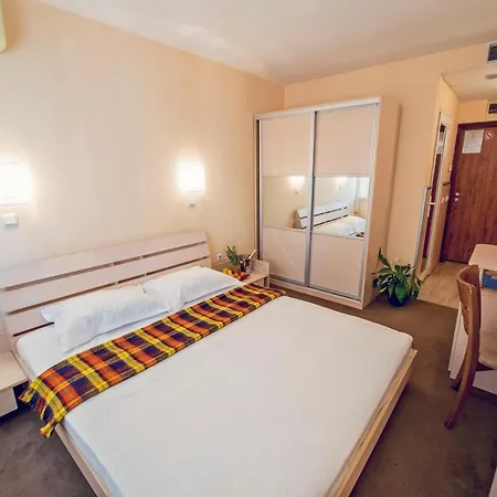 Family Gran Ivan 3* Warna