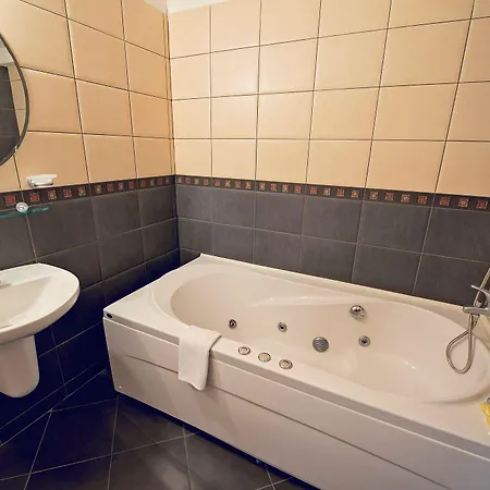 Family Gran Ivan Ξενοδοχείο 3*