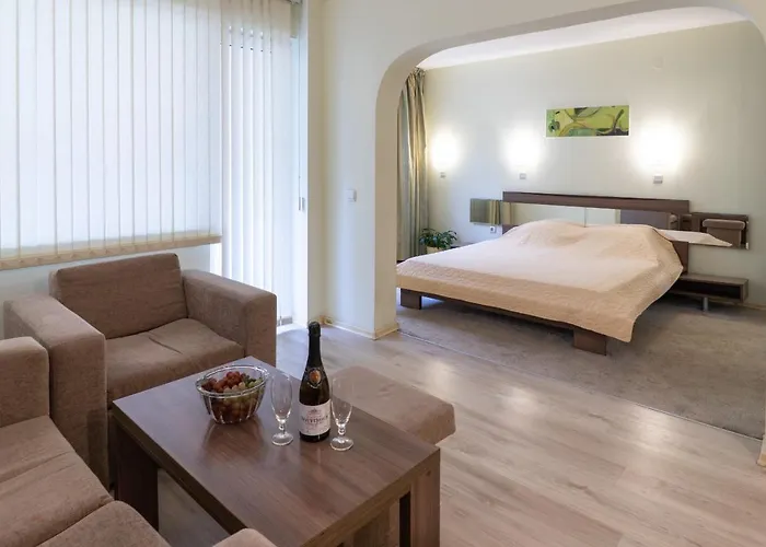 Family Gran Ivan فندق