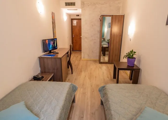 Family Gran Ivan Hotell 3*