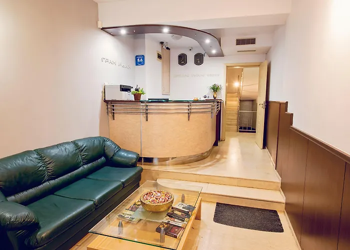 Family Gran Ivan فندق 3*