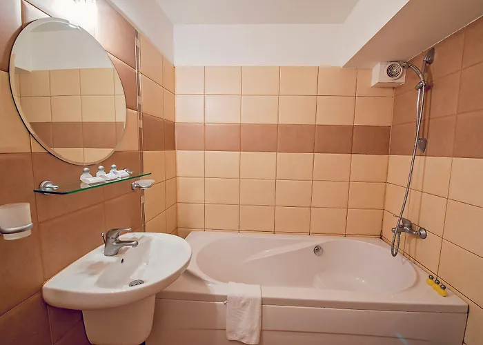 Family Gran Ivan فندق 3*