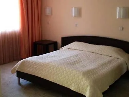 Family Gran Ivan 3* فارنا