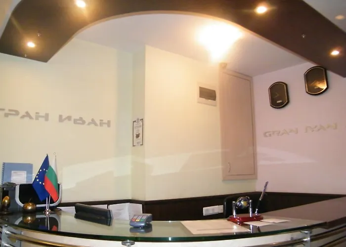 Family Gran Ivan Hotell