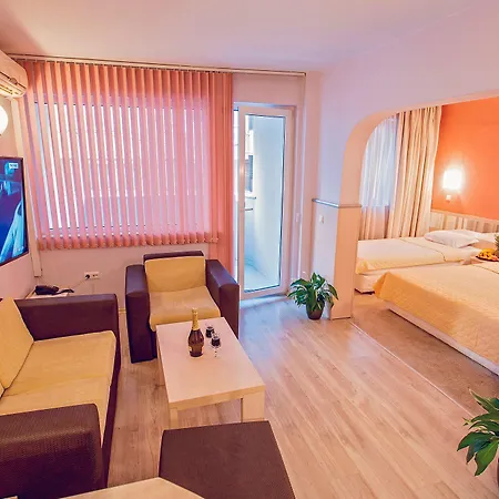 Hotel Family Gran Ivan 3*